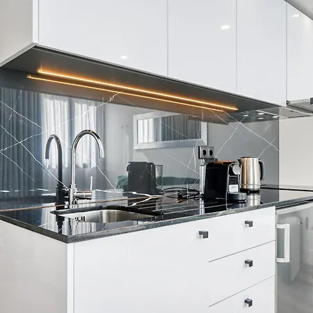 Bse15 3g, A In Madeira * פונשל